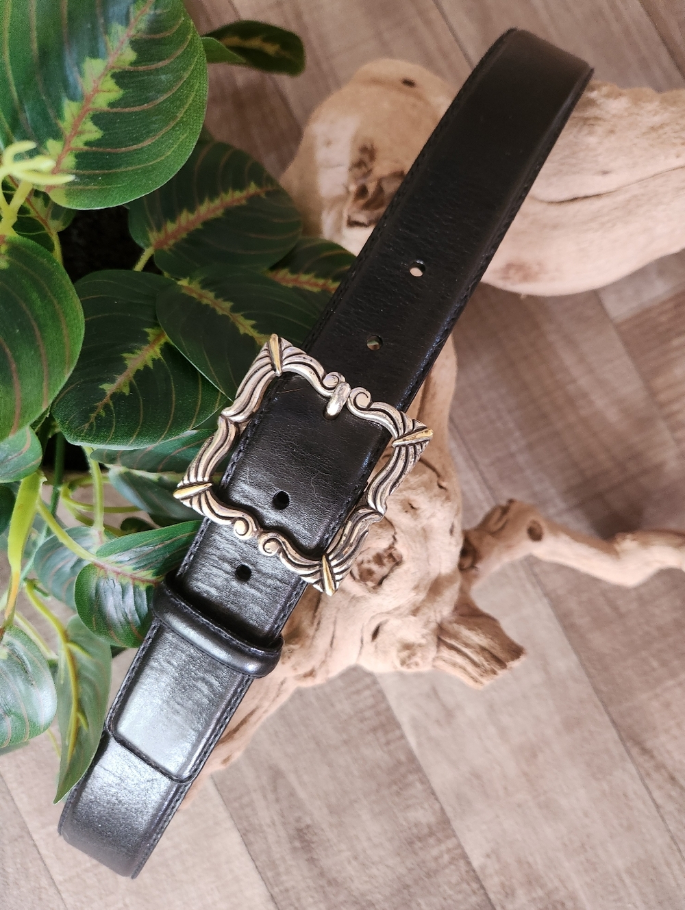 Fossil Black Leather Belt with Two-Tone Ornate Square Buckle Size Large - Picture 4 of 12